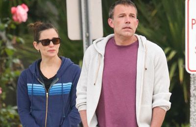 Ben Affleck sheltering from Pacific Palisades wildfire with ex-wife Jennifer Garner