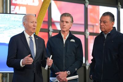 Biden used LA fire briefing to tell the ‘good news’ of becoming a great-grandfather. It didn’t sit well with MAGAworld