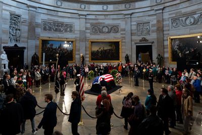 Capitol Police arrest man with machete and knives - Roll Call