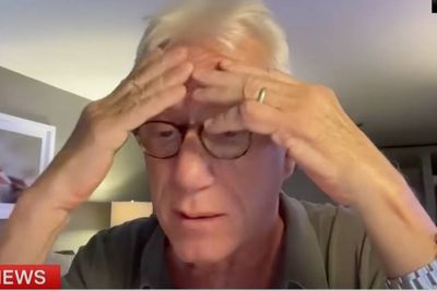 Actor James Woods bursts into tears during live interview after losing home to LA wildfires