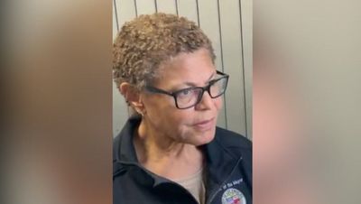 LA mayor Karen Bass speechless as she refuses to respond to wildfire criticism during live interview