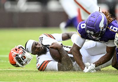 Eagles sign former Georgia first-round draft pick