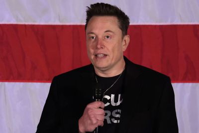 Gamers are accusing Elon Musk of cheating at popular video games by allegedly turning to loopholes and hiring better users to play for him