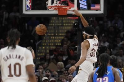 Cavaliers End Thunder's 15-Game Winning Streak In Thrilling Matchup