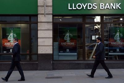 Lloyds, Halifax and Bank of Scotland to share bank branches in latest shake-up