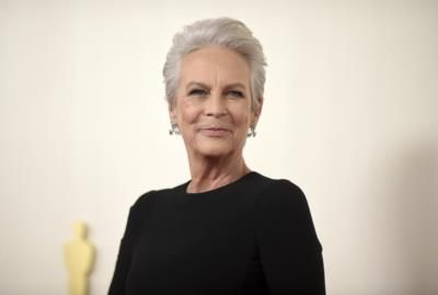 Jamie Lee Curtis Donates Jamie Lee Curtis Donates Top News Million For LA Relief Efforts Million For LA Relief Efforts
