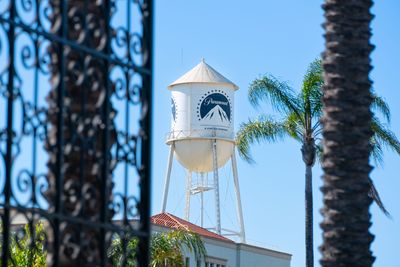 Movie giant Paramount responds as wildfire smoke surrounds its famous studios and headquarters