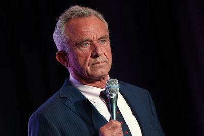 Thousands of Doctors Come Out Against Letting RFK Jr. Become Health Secretary: 'He Is Actively Dangerous'