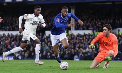 Beto and Ndiaye see off Peterborough as Everton’s caretakers pick up slack