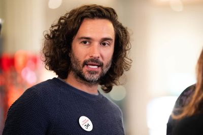 Joe Wicks invests thousands in gym kit business after pitch brings him to tears