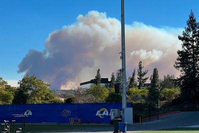 NFL moves Vikings-Rams playoff game to Arizona after days of devastating wildfire in Los Angeles