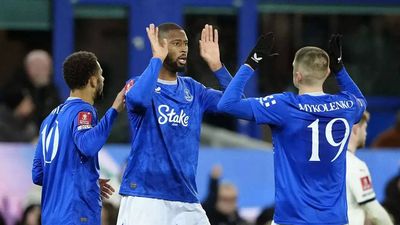 Everton win first match after Sean Dyche's departure, beat Peterborough in FA Cup