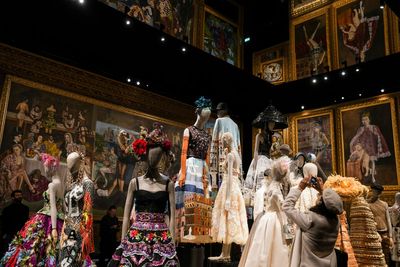 Dolce & Gabbana debut in Paris, showing Italian artistry on French soil