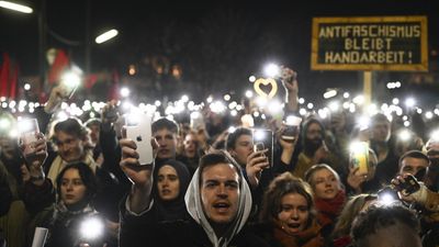 Thousands rally in Austria as far-right Freedom Party eyes power