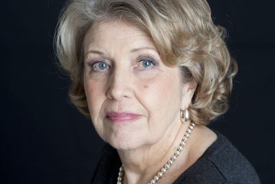 Anne Reid to star as Queen Elizabeth II in By Royal Appointment stage show