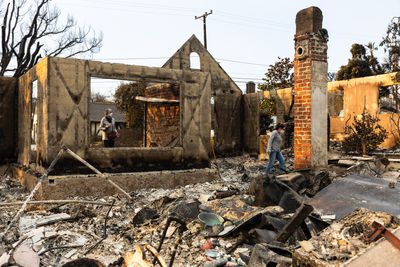 Latinos in Altadena Mourn Their Community: "It's Not Only the Rich and Famous Getting Burned"