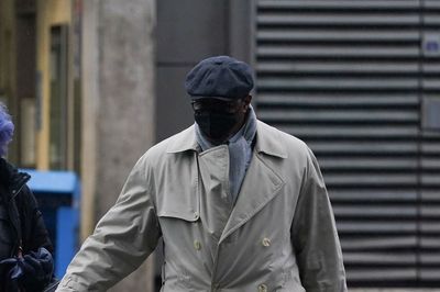 Met inspector dismissed without notice over racist and sexist message chat