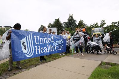 UnitedHealth shareholders 'fear' impact of jarring coverage policies