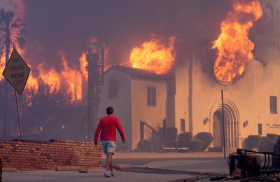 Saving Torah scrolls and saying prayers, Los Angeles fires leave congregants without worship spaces