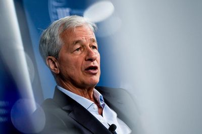 JPMorgan Chase requires all workers to return to office five days a week