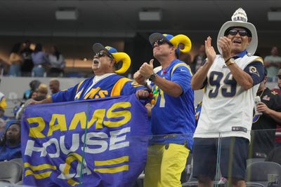 Rams are helping fans by getting charter buses for playoff game in Arizona