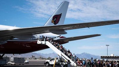 Cardinals Send Planes to Help Evacuate Rams Players, Families and Pets for Playoff Game