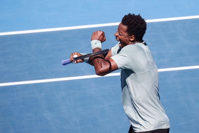 Gael Monfils becomes oldest ATP Tour singles title winner with Auckland victory