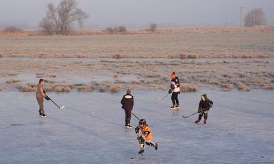 Temperature falls to -18.9C in north Scotland, a 15-year low for UK