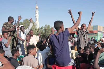 Sudan’s military retakes a strategic city from RSF rebels, dealing them a major blow