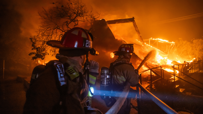 Almost 1000 Incarcerated Men And Women Sent Out To Fight Los Angeles Wildfires