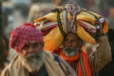 Indian Hindu Pilgrims Take The Plunge Ahead Of Largest Gathering