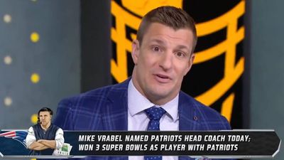 Rob Gronkowski Says Mike Vrabel’s First Move With Patriots Should Be Hiring Familiar Face