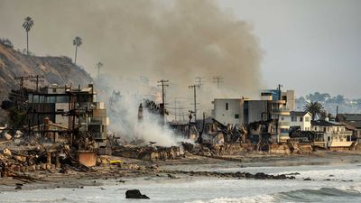 Iron Maiden guitarist Adrian Smith loses Malibu home to Los Angeles wildfires