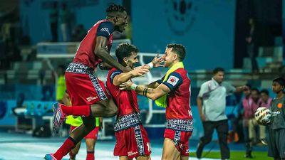 ISL: Mumbai left to rue another 0-3 defeat