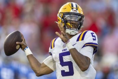 Rookie QB Jayden Daniels Impresses In Playoff Debut