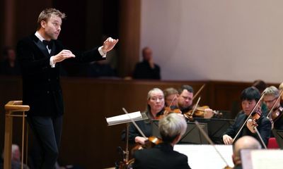 Royal Liverpool Philharmonic/Appl Messiah review – Benjamin Appl makes solid, if sparse conducting debut