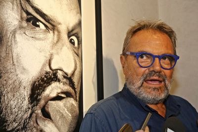 Italian photographer Oliviero Toscani, famed for provocative 1990s Benetton campaigns, dies at 82