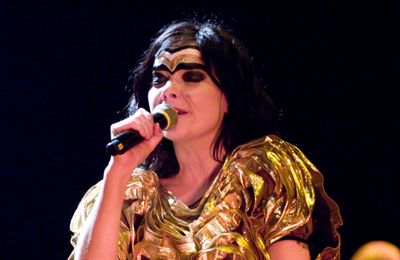 Björk's 'flexible' touring schedule means she can 'actually have a life'