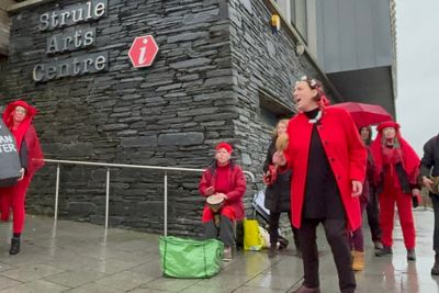 Protesters demonstrate ahead of first sitting of gold mine public inquiry