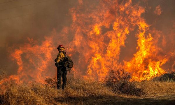 First Thing: Return of strong winds threatens further destruction from LA wildfires