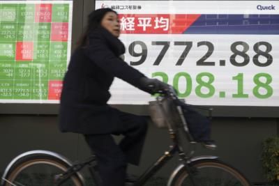 World Stocks Retreat As Inflation Worries Rise