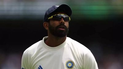 'Don't compare me with Jasprit Bumrah': Kapil Dev on workload management