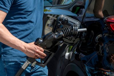 Analyst who correctly predicted 2024 gasoline prices unveils 2025 forecast