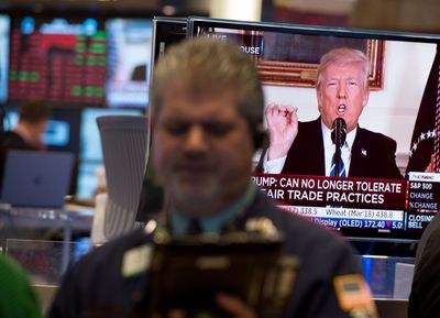 Donald Trump Tweets That Stock Market Rises Fastest 1,000 in History. Here's What History Says.