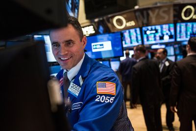 Dow, S&P close at record highs as rate-hike angst abates