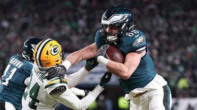 Eagles TE Dallas Goedert Admits Final Stiff-Arm on Packers DB ‘Wasn’t Necessary’