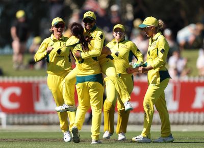 England facing Ashes struggle as Australia extend lead with second ODI win