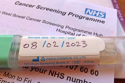 Hundreds of thousands of people aged 50 and 52 to be sent bowel cancer test kit