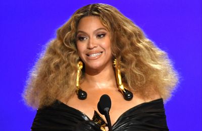 Beyonce delays big announcement amid Los Angeles wildfires