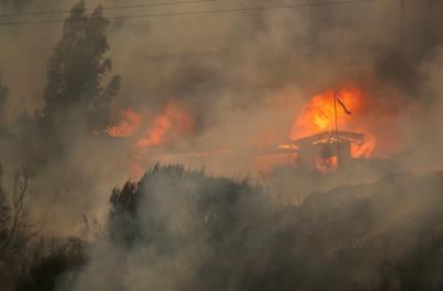 70-Mph Winds Threaten Air Support For California Wildfires